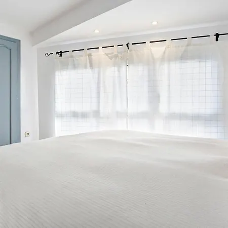 Apartment- Martinez *